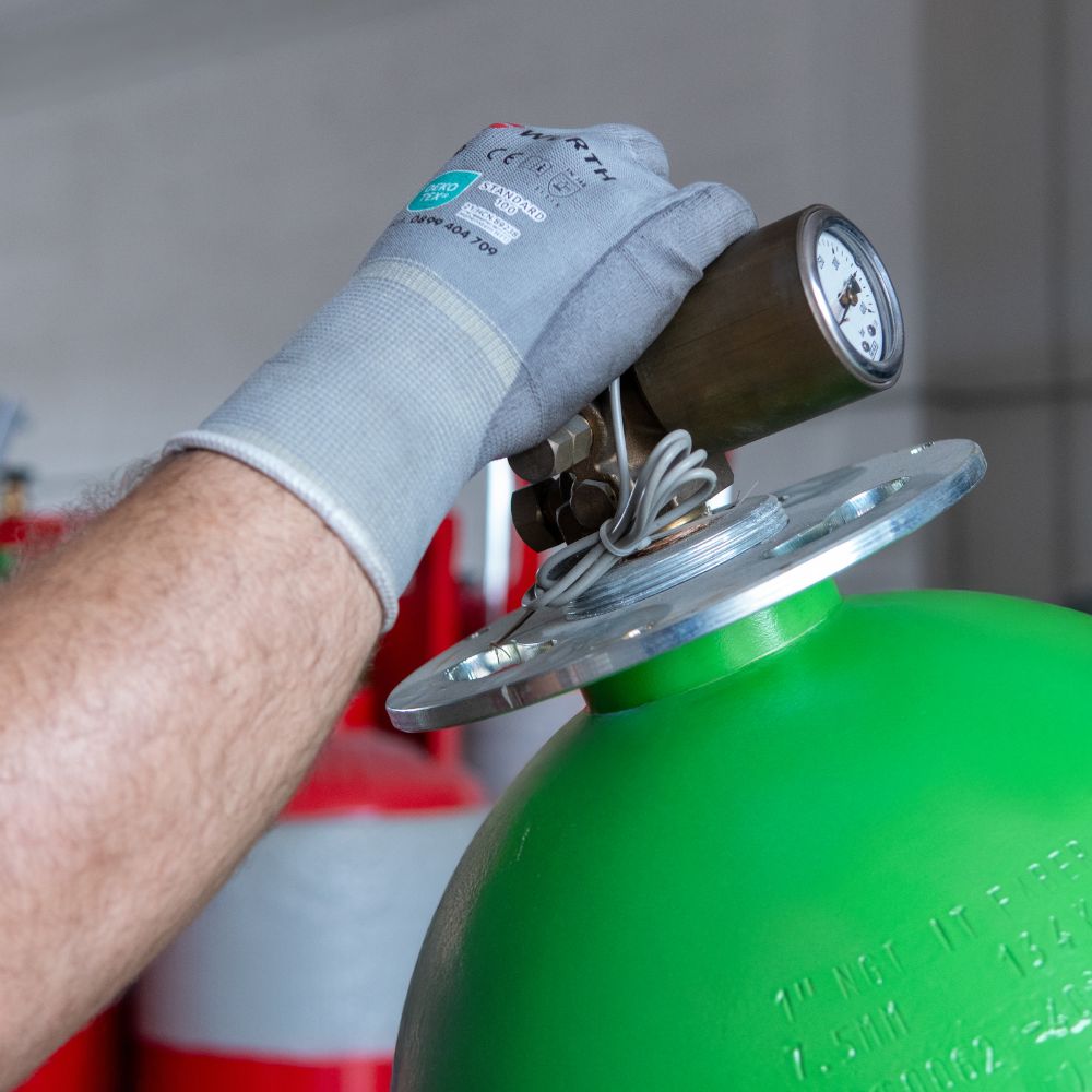 Chi siamo | Ricarica e collaudo bombole CO₂ e antincendio